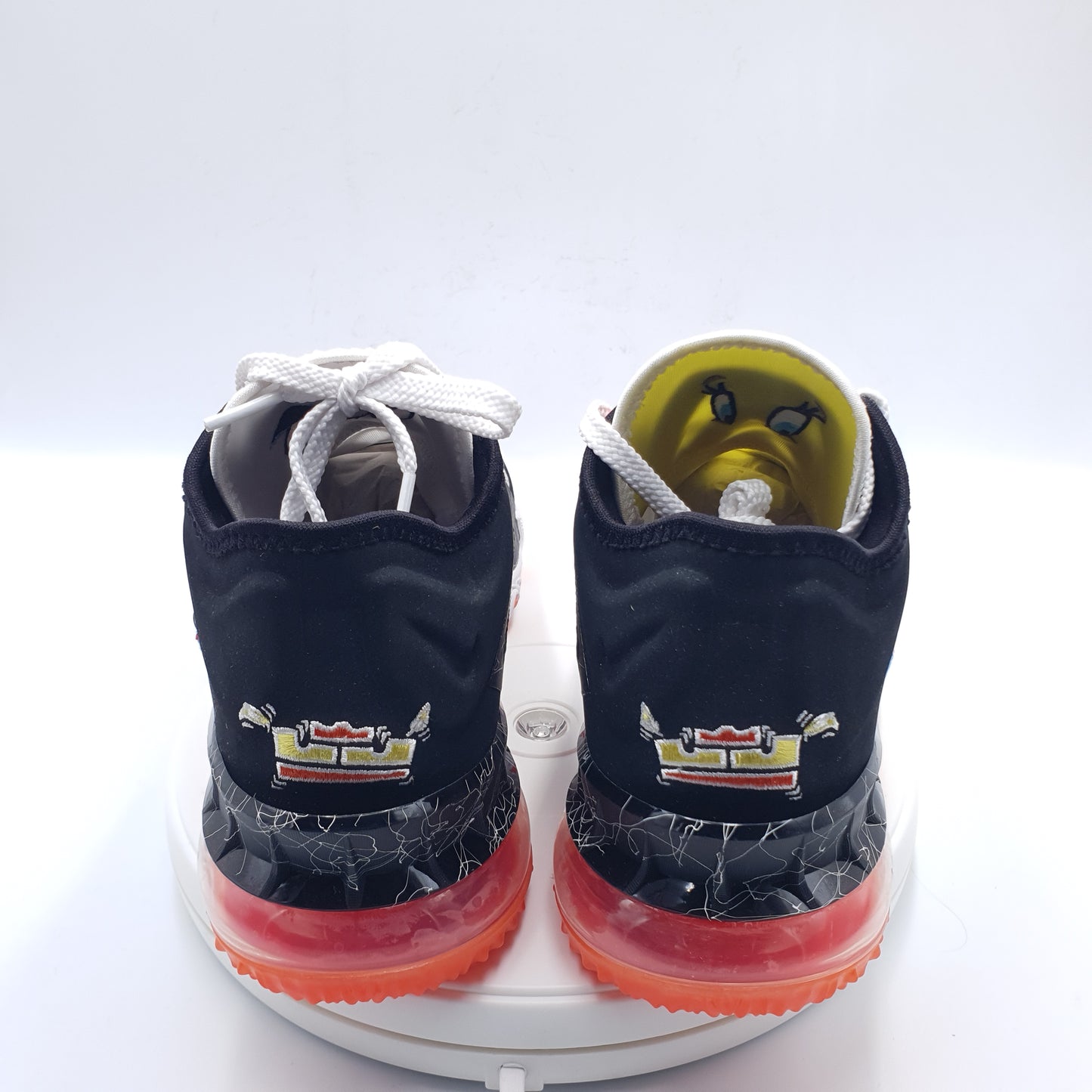 Nike LeBron 18 Low Sylvester vs Tweety Space Jam